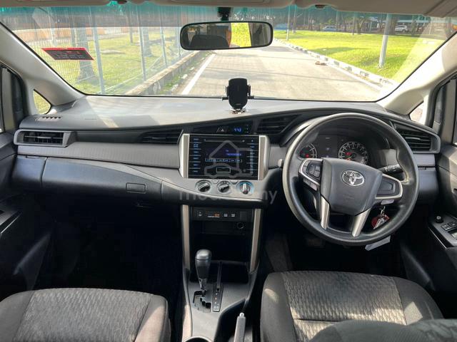 2017 Toyota INNOVA 2.0 E (A) Full Loan - 5