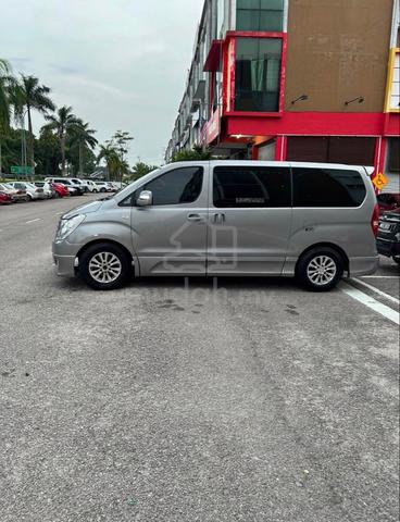 Selling Hyundai Gran Starex diesel 2.5 - 1