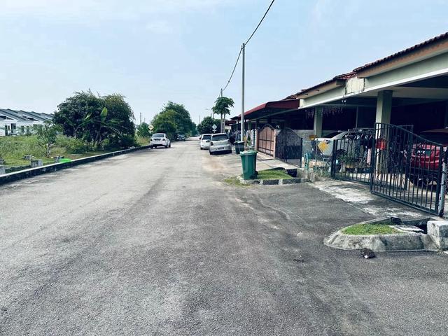 BILIK SEWA SINGLE wifi SG PETANI fully furnish AIRCOND  1