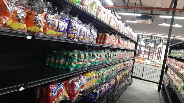 Grocery supermarket off Jalan Ampang with ready equipments to Let 1