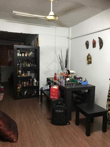 Pandan Indah Flat (Rumah Pangsa 610) 1