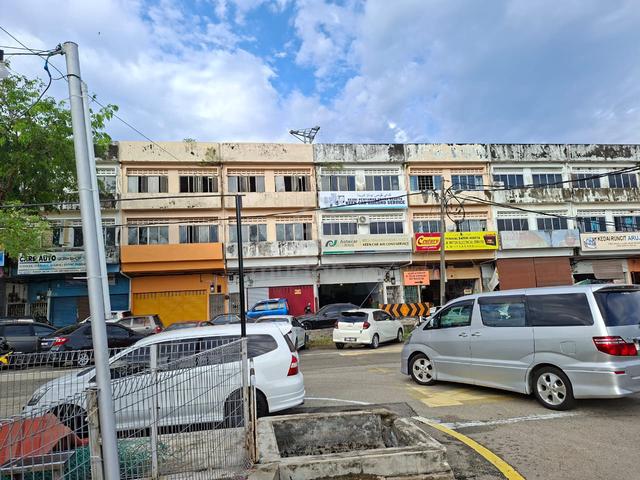 Three Storey Shop house Kuantan 1