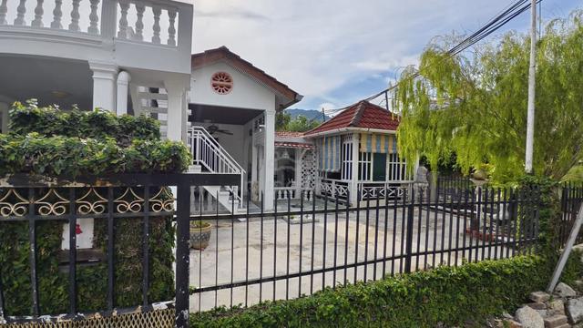 1-Storey Corner Terrace House At Tg. Bungah For Sale 1