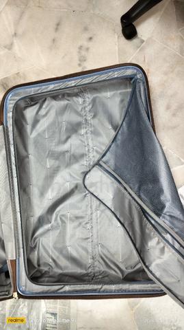 New large size Delsey luggage  - photo 4 of 6