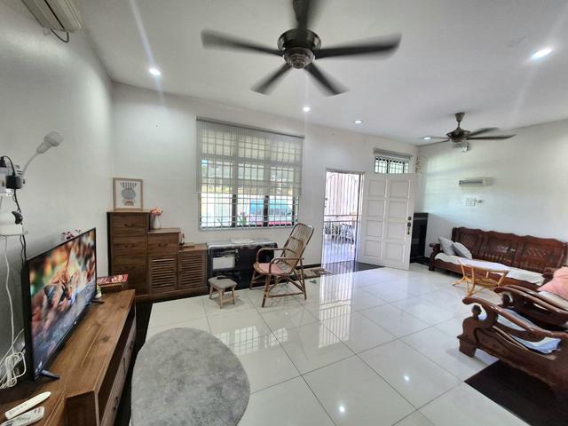 Canning Garden / 1 Storey Terrace / FREEHOLD / 22X90 / Good Condition! 1