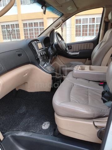 2010 Hyundai GRAND STAREX 2.5 CRDi VGT (A) - 2