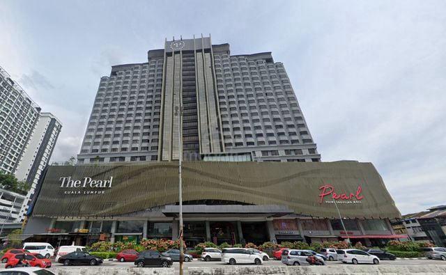All rooms available small middle n master 1
