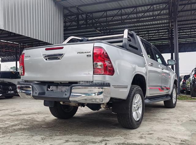 2017 Toyota HILUX DOUBLE CAB 2.4 G (A) - 2