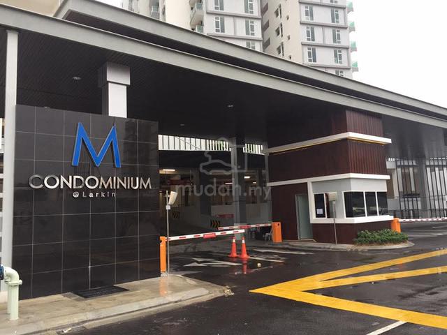 M Condominium @ Larkin 1