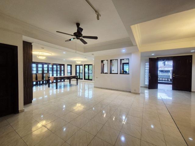 CORNER LOT Double Storey Semi D Impian Gemilang Saujana Impian Kajang 1