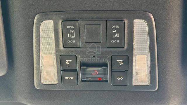 Toyota VOXY 2.0 SG (7 SEATER, 2 PWRDOOR) - 5