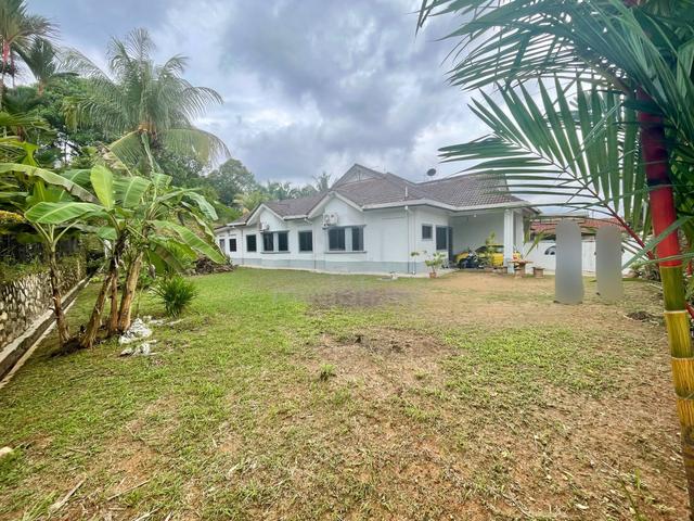 5,554sqft land size Single Storey semi-D Taman Bukit Mergosa, Seremban 1