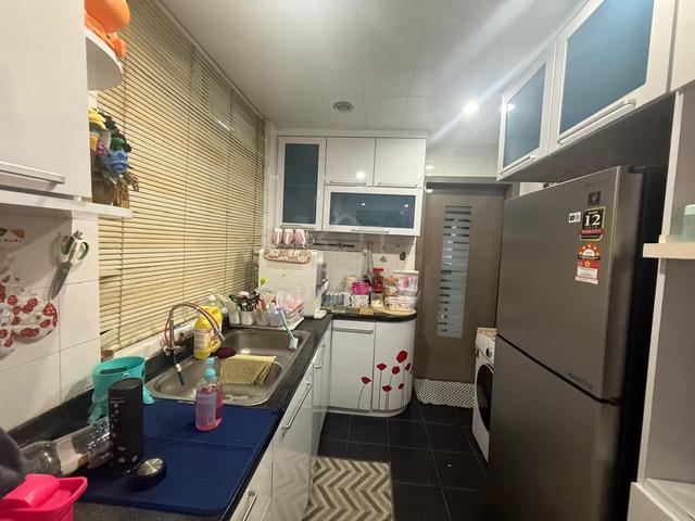 Indah Court Likas 1