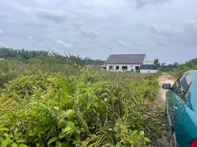 Lot Paling Depan Utk diJual di Jln Ladang Kg jaya Setia Bestari Jaya 1