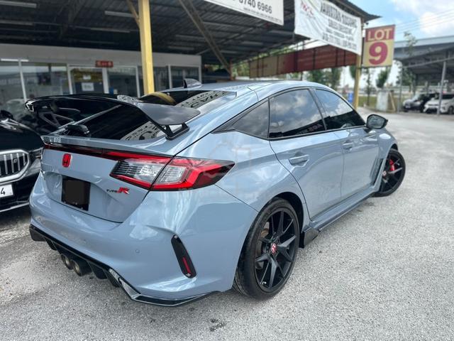 Honda CIVIC 2.0 TYPE R FL5 17K KM YEAR MADE 2023 - 2