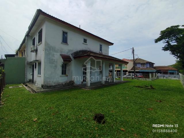 [ FULL LOAN ] Corner Lot Double Storey Bukit Indah Ampang KL For Sale 1