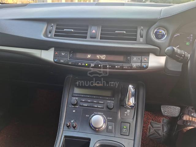2011 Lexus CT200 1.8 h (HYBRID) (A) - 3