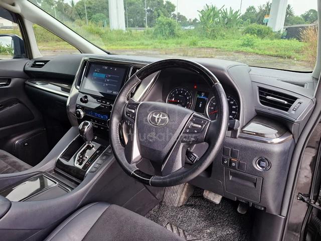 2015 Toyota VELLFIRE 3.5 ZG (A) loan kedai - 5