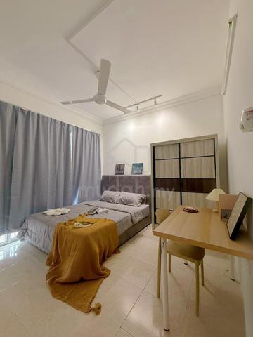 Medium Room at Koi Tropika, Puchong Fully furnish Near amenities 1