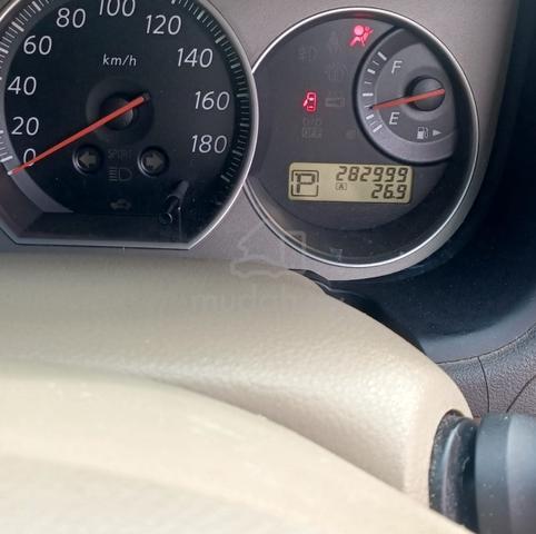2011 Nissan SYLPHY 2.0 COMFORT (A) - 2