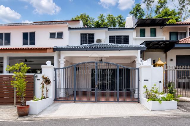 SG6 / Fasa 6 Taman Sri Gombak Batu Caves|Nice House|18x55|4 Rooms 1