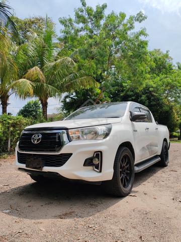 2019 Toyota HILUX 2.4 L-EDITION 4X4 (A) SUNROOF - 2