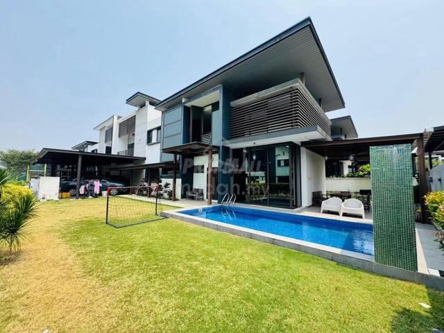 Freehold Luxury Semi-D @ Ficus Peak, Denai Alam with Private Pool 1