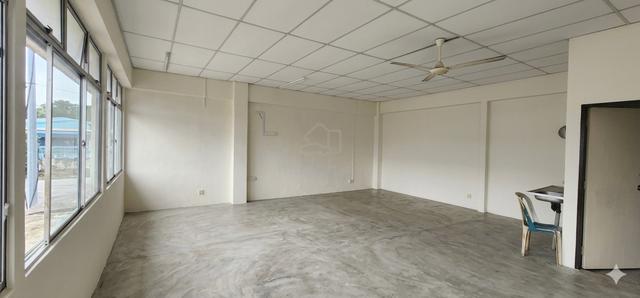 office space or storage area in corner lot 1st floor 1