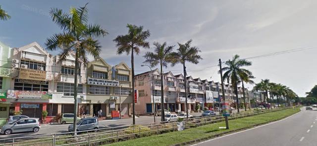 Alma Pusat Perniagaan Ground Floor Facing Main Road Shop Lot 1