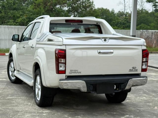 2017 Isuzu D-MAX 3.0 Z PRESTIGE 4X4_Rare In Market - 5