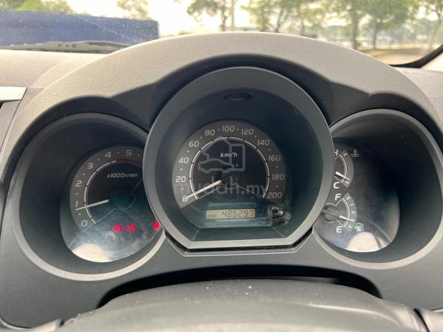 2010 Toyota HILUX 2.5 G FACELIFT DOUBLE CAB (A) - 3