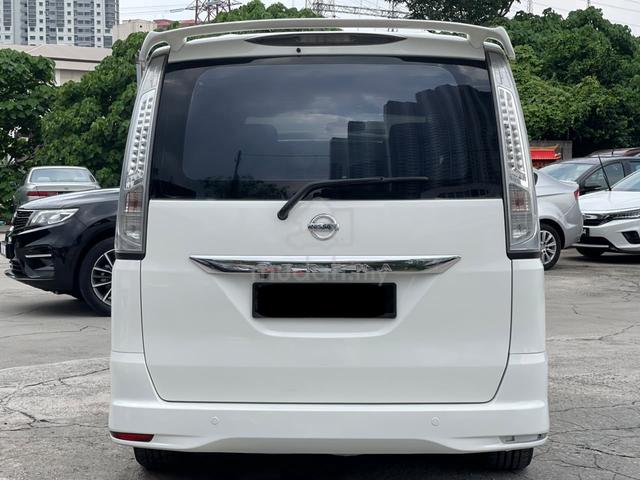 2013 Nissan SERENA 2.0 S-HYBRID HIGHWAY STAR - 4