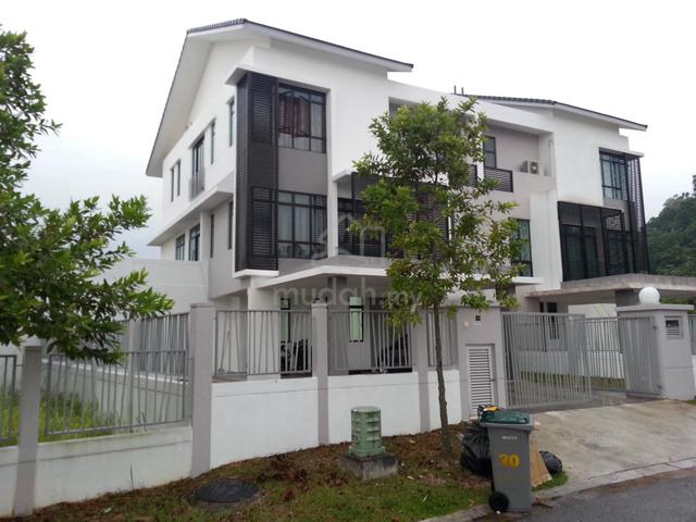 30, Jalan Idaman 5/10, 79100 Iskandar Puteri, Johor, Semi-D 1