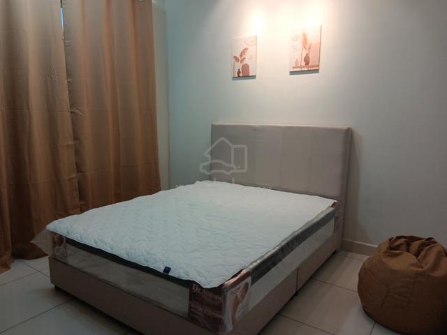 Fully Furnished Queen Room (Male Unit) - Impiria Residence 1