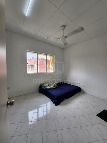 Puteri Court 3