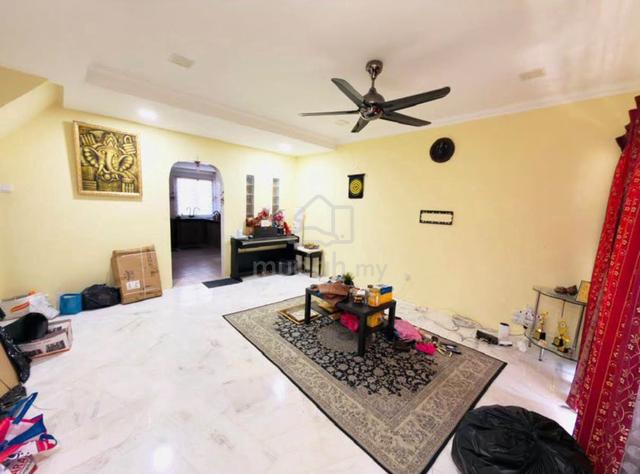 {FACING EMPTY} 2 STY RENOVATED HOUSE, BANDAR COUNTRY HOMES, Desa 7 1