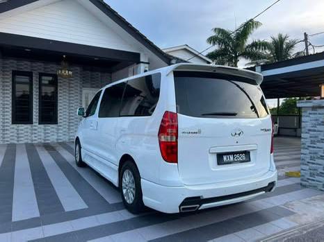 2012 Hyundai GRAND STAREX 2.5 ROYALE PREMIUM - 4