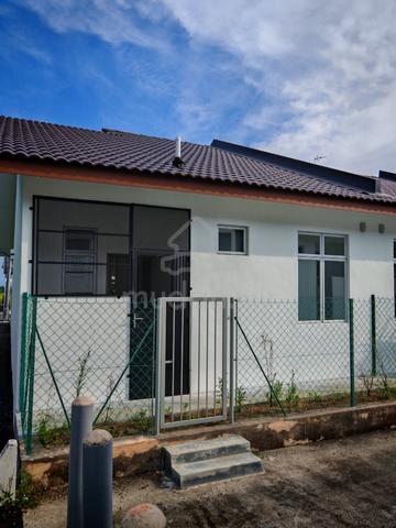 House For Rent (Single Storey Terrace Taman Botani Parkland Jasin) 3