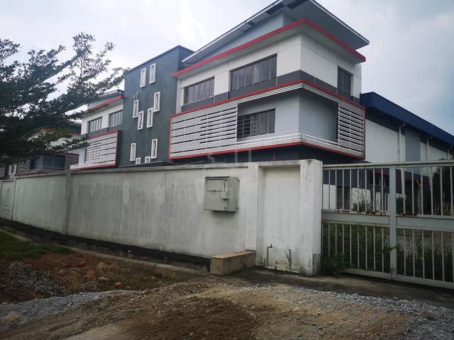 Value buy Semi-D Factory in Rawang Town 1