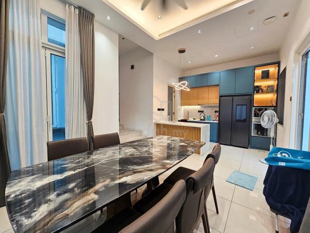 [KIT CABINET + GNG] The Ensemble The Glades Putra Heights Subang Jaya 1