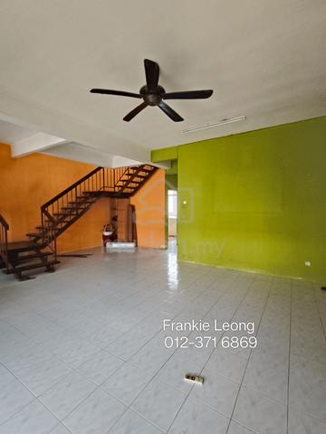 Taman Lestari Putra, LEP 5 @2 Storey House 1