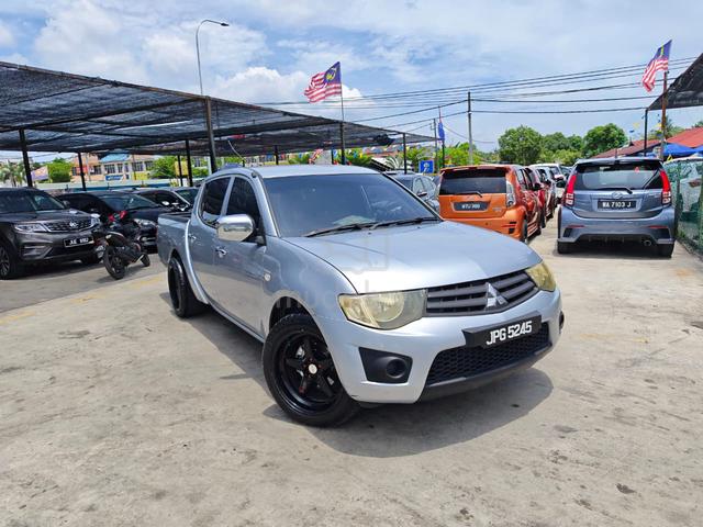 2013 Mitsubishi TRITON 2.5 (M) - 1