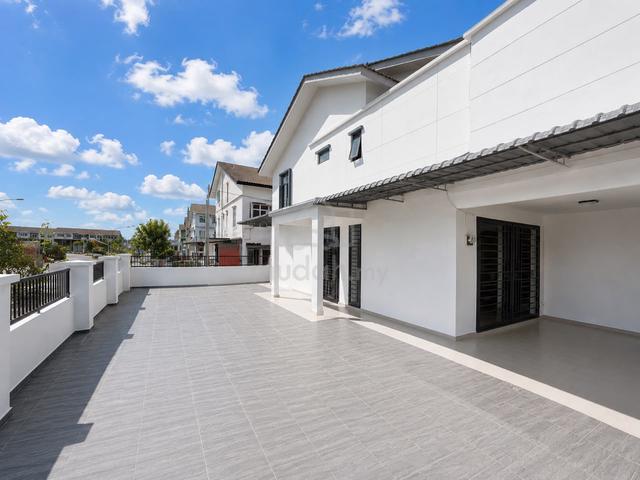 Senai Taman Scientex Double Storey Terrace House * Corner For Sales 1