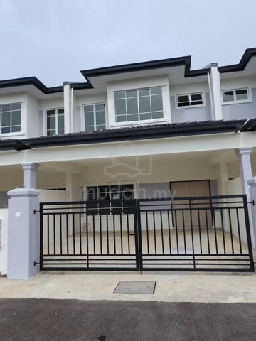 ### Taman Daisy, Batu 11 | 2-Storey Terrace House for Sale 1