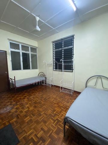 Bilik Sewa Perempuan Taman Seroja 1