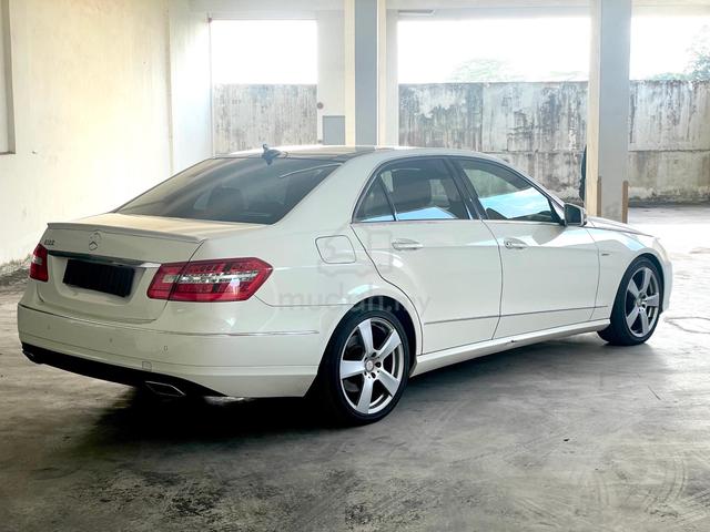2011 Mercedes Benz E300 AVANTGARDE (CKD) 3.0 (A) - 2