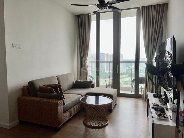LakeFront Residence 1