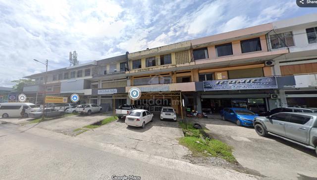 Kolombong 1st Floor | Jln Buah Duku | Road Frontage 1