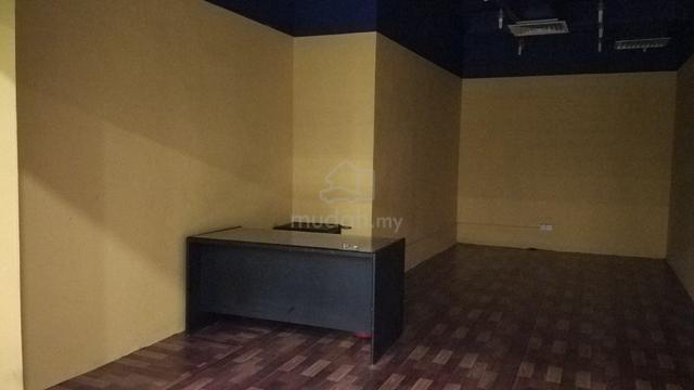 Kompleks Bukit Jambul Shop Lot 5