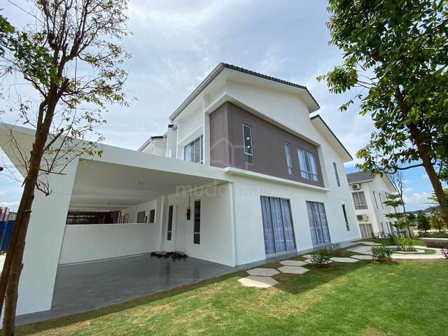 Nilai 25ft Big Extra Land!!Corner Double Storey FREEHOLD SALE!! 1
